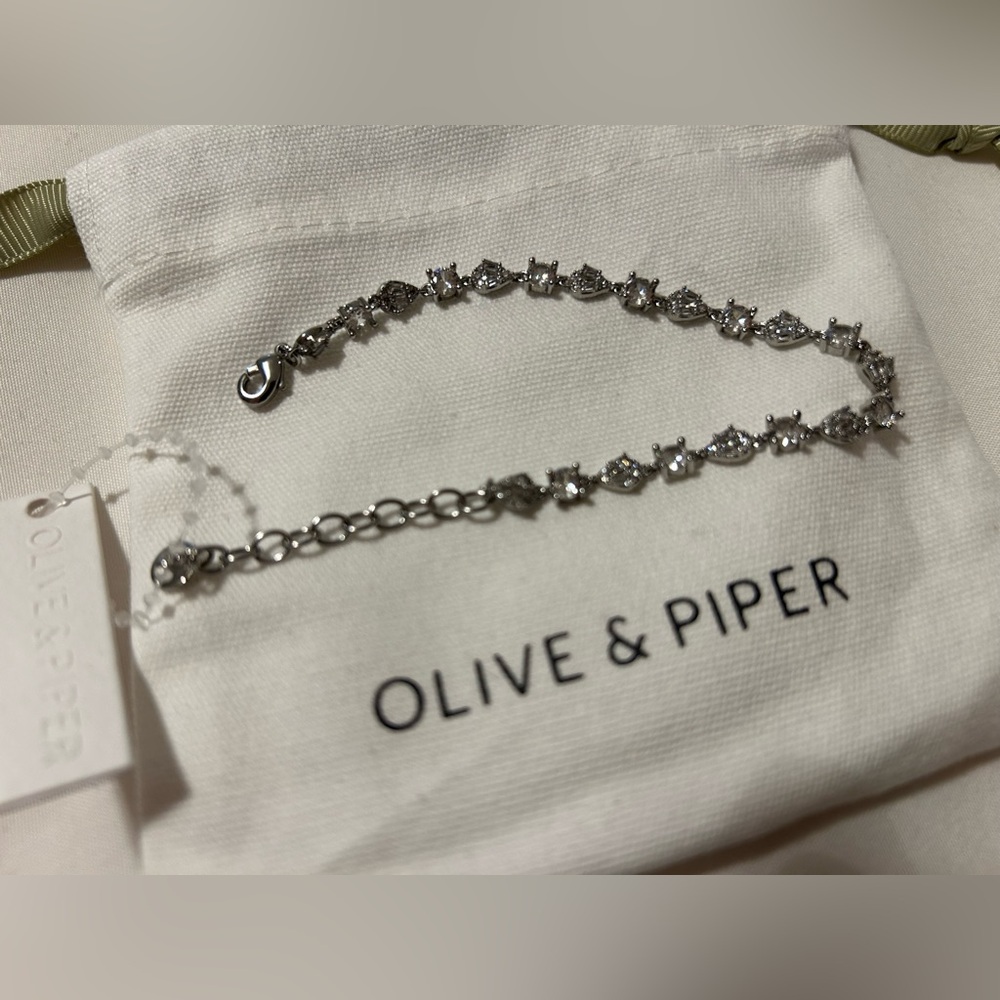 Olive & Piper Amara bracelet
